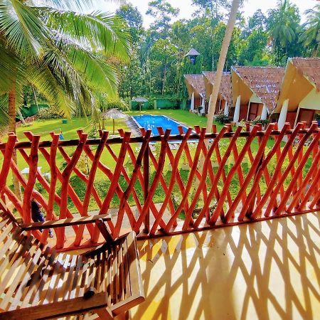 แอร์พอร์ต รีสอร์ต Hotel คาตุนายากา ภายนอก รูปภาพ