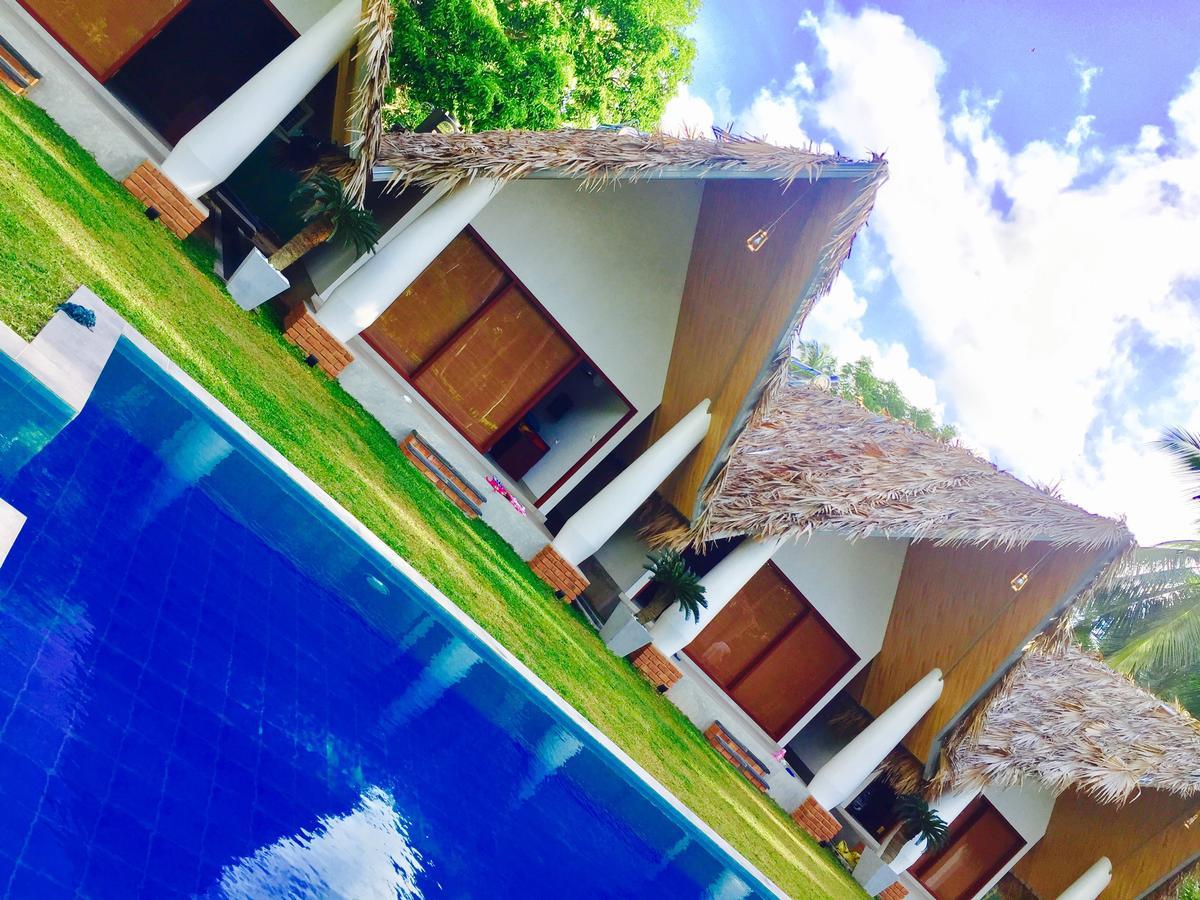 แอร์พอร์ต รีสอร์ต Hotel คาตุนายากา ภายนอก รูปภาพ