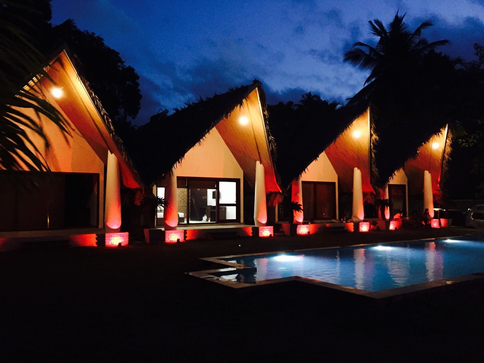 แอร์พอร์ต รีสอร์ต Hotel คาตุนายากา ภายนอก รูปภาพ